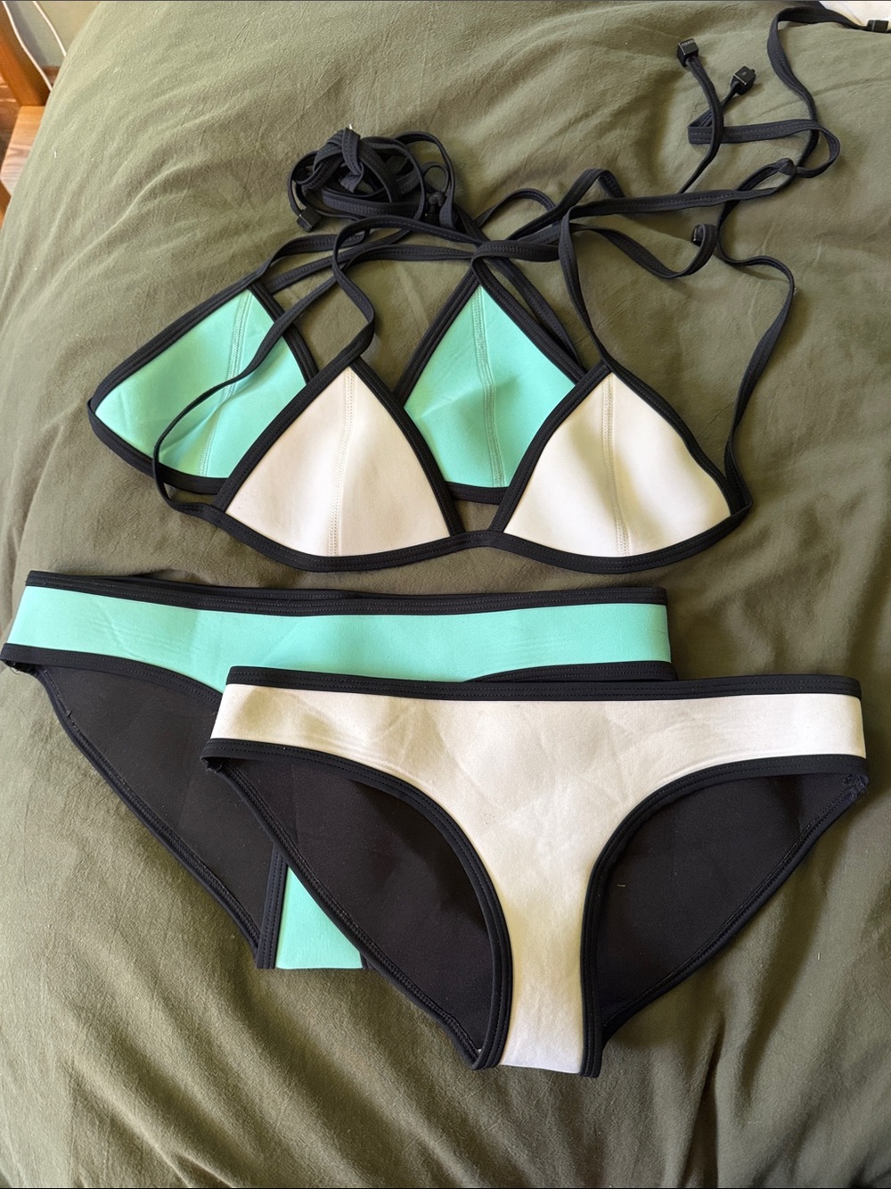 TRIANGL XSMALL bikini lot. White and teal blue set.